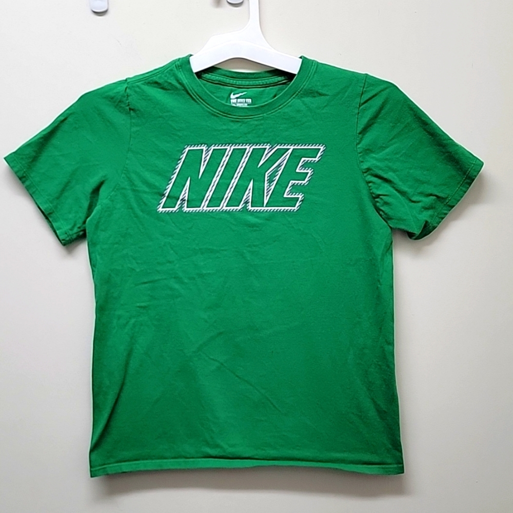 Nike Boys Athletic Shirt - Size L